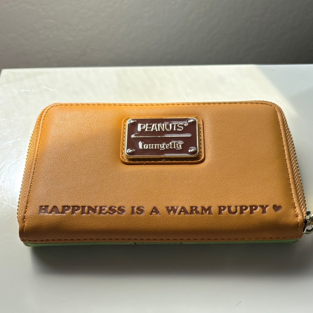 Peanuts Snoopy Loungefly Wallet - Picture 2 of 5